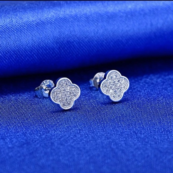 Jewelry - HP - Gorgeous Gold Plated with CZ Earrings